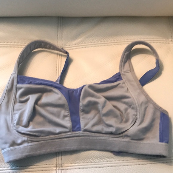 Lululemon sports bra 32DD - Picture 3 of 7